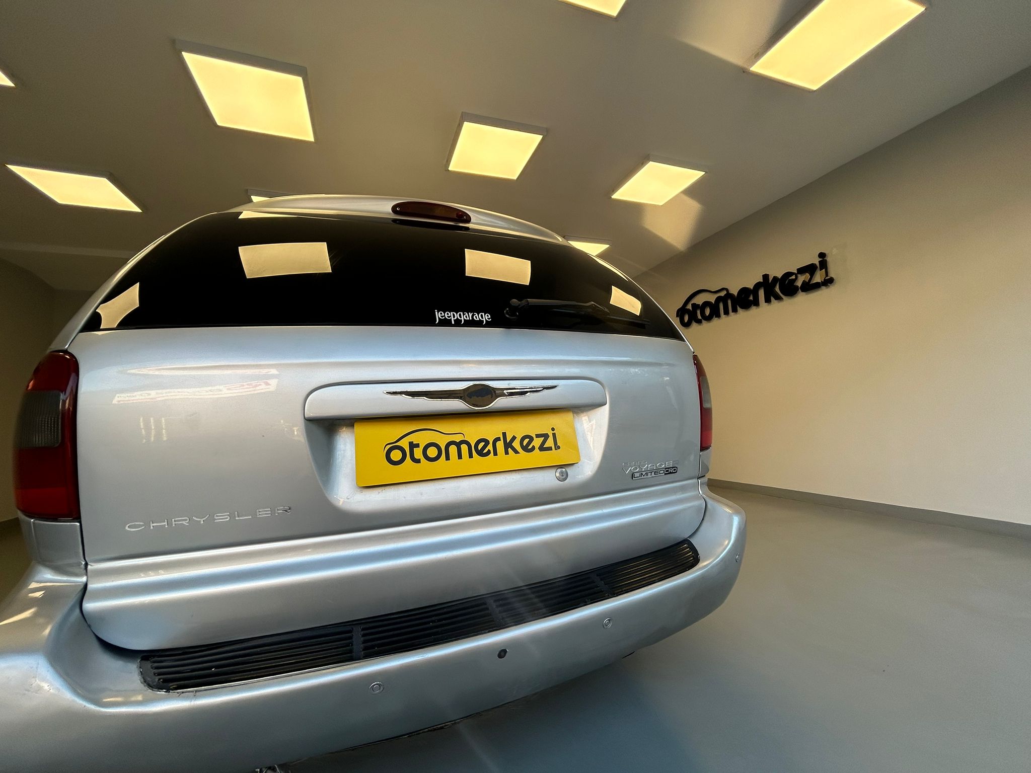 CHRYSLER GRAND 22